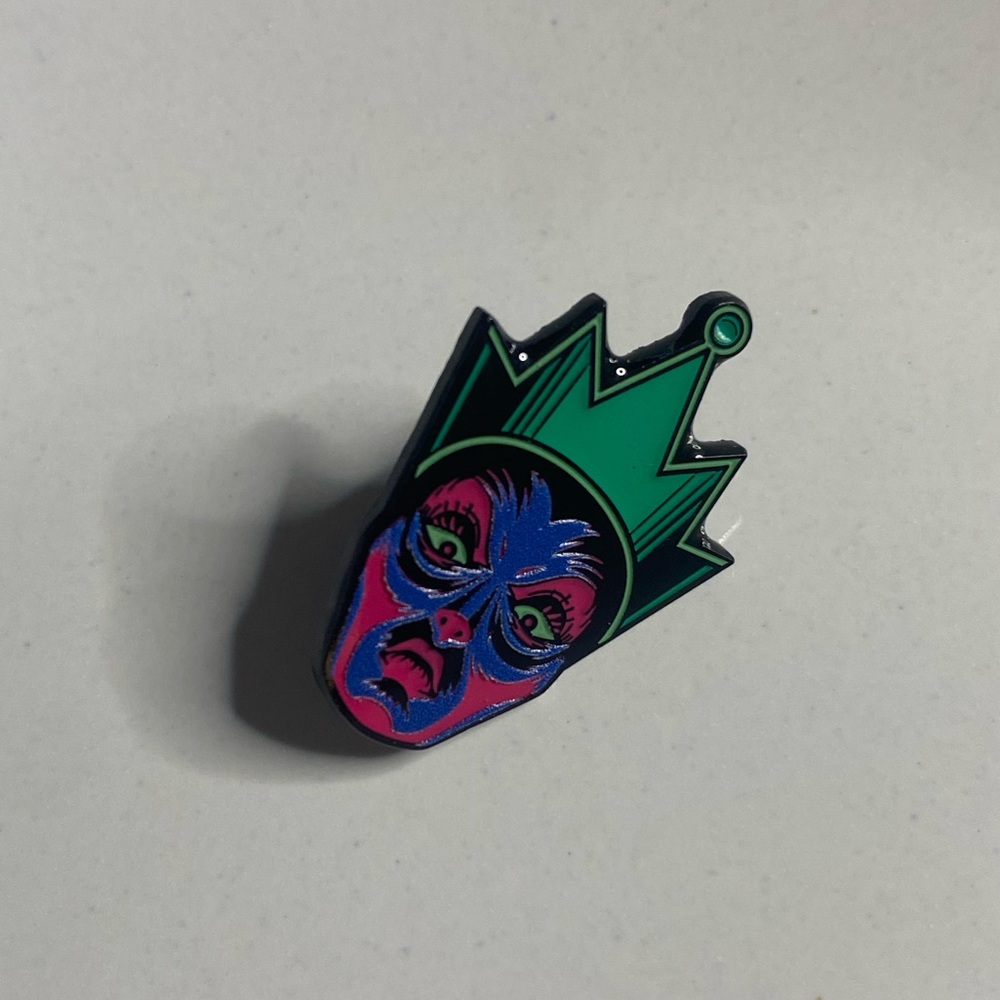 💜 Disney Villains Dark Portraits Mystery Pin – Evil Queen (Snow White) + Box 👑🍎